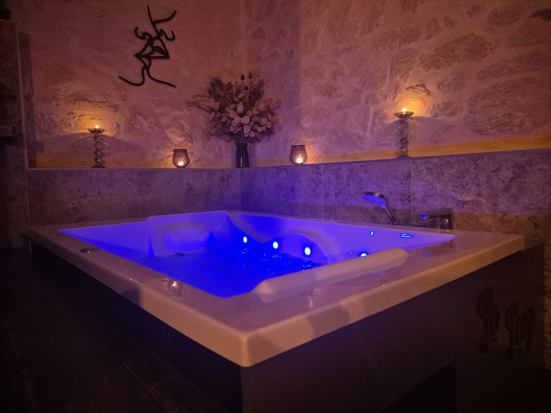 lovy-jaccuzzi